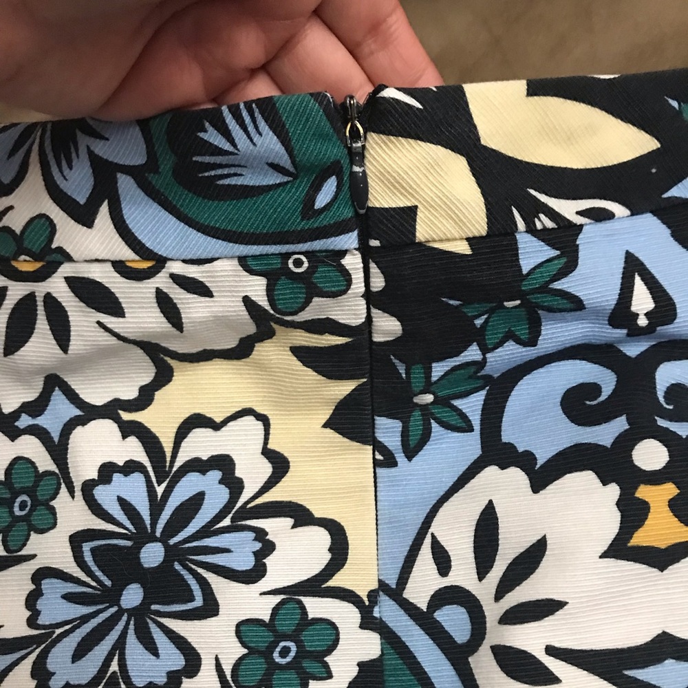 Zara Basic Skirt - image 4